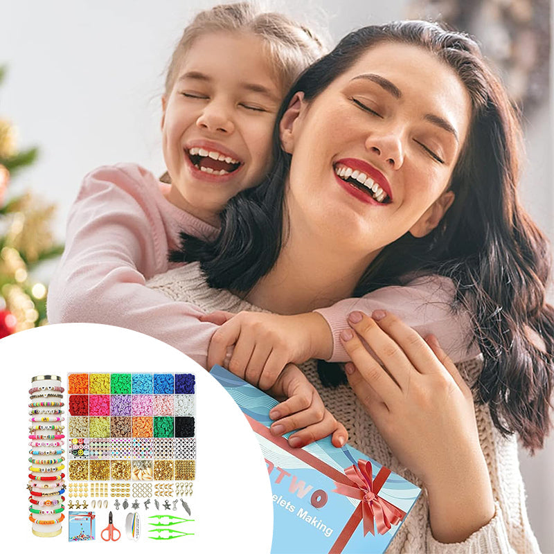 Bead and Charm Craft Set with 5520 Beads and 550 Charms