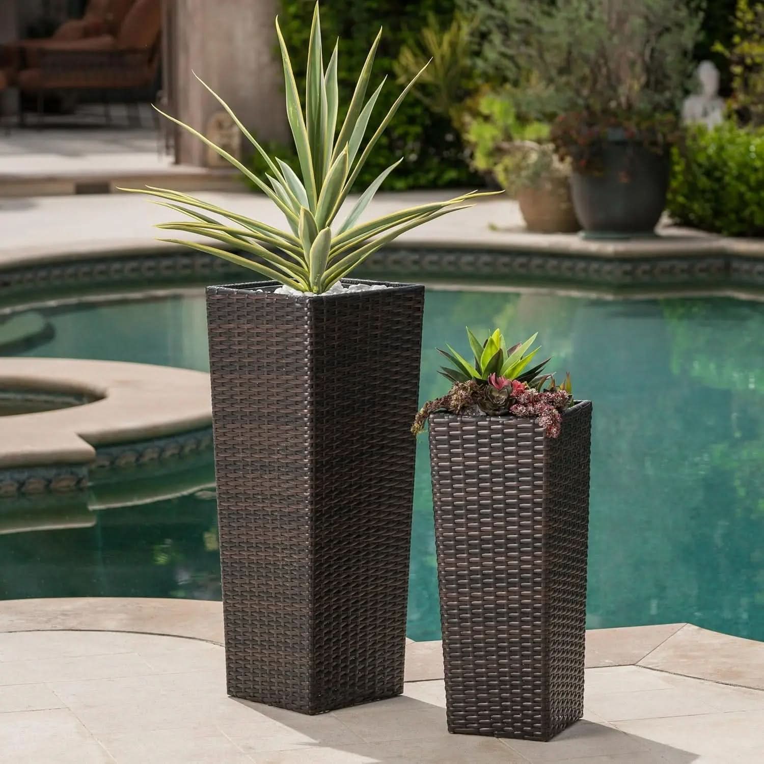 Outdoor Wicker Planter Set in Rattan Design