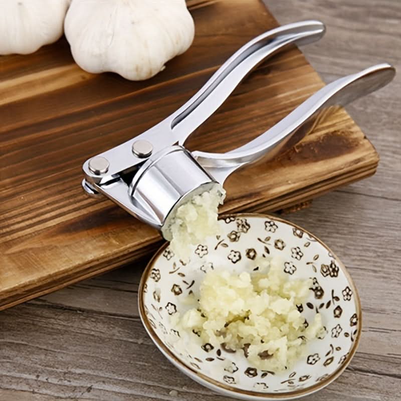 Garlic Crusher Tool – Heavy Duty Press for Efficient Crushing
