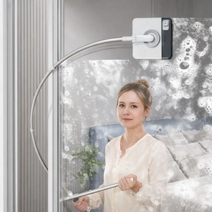 Double-Sided Magnetic Window Cleaning Tool for Indoor Use