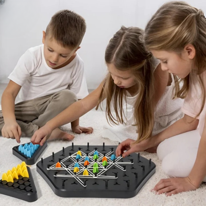 Triangle Chain Mechanic Strategy Board Game