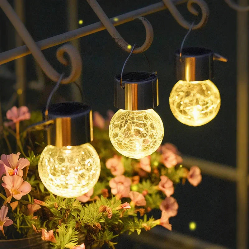 Dusk Sensor Solar Lantern for Garden – Crackle Glass Design