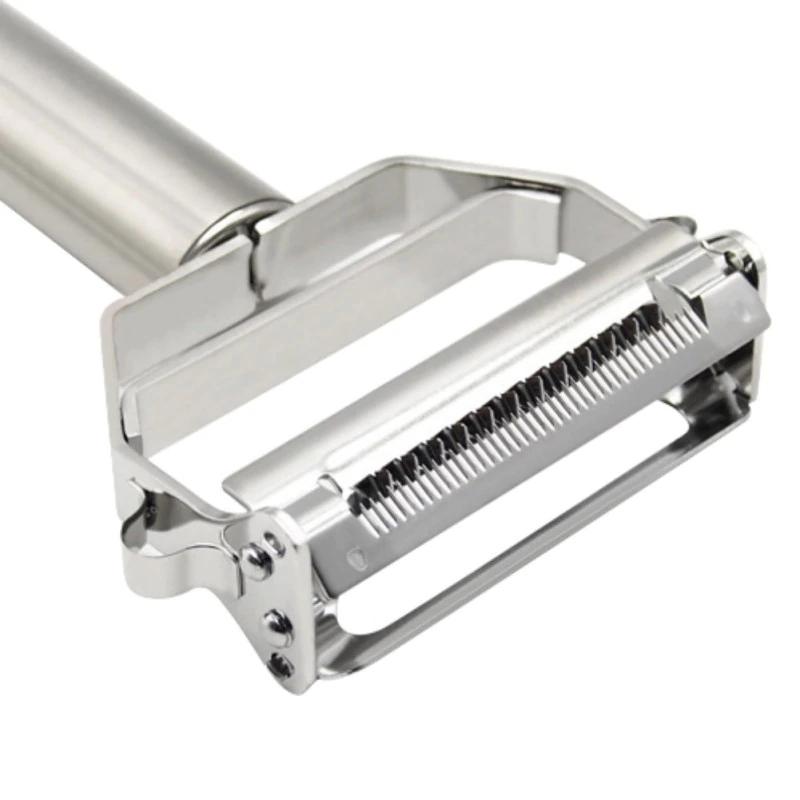 Versatile Vegetable Peeler in Stainless Steel
