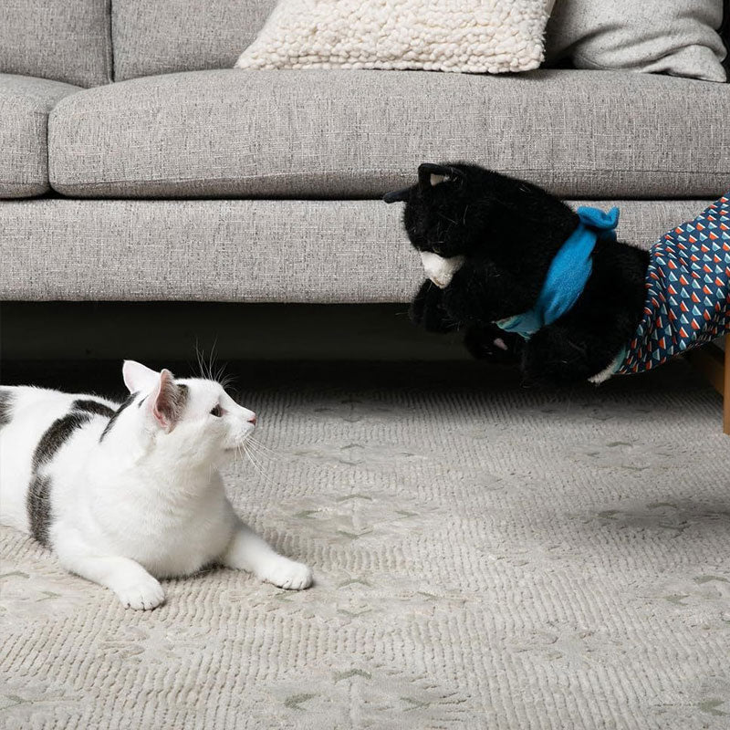 Plush Kitten Play Glove for Cats – Scratch-Resistant Design