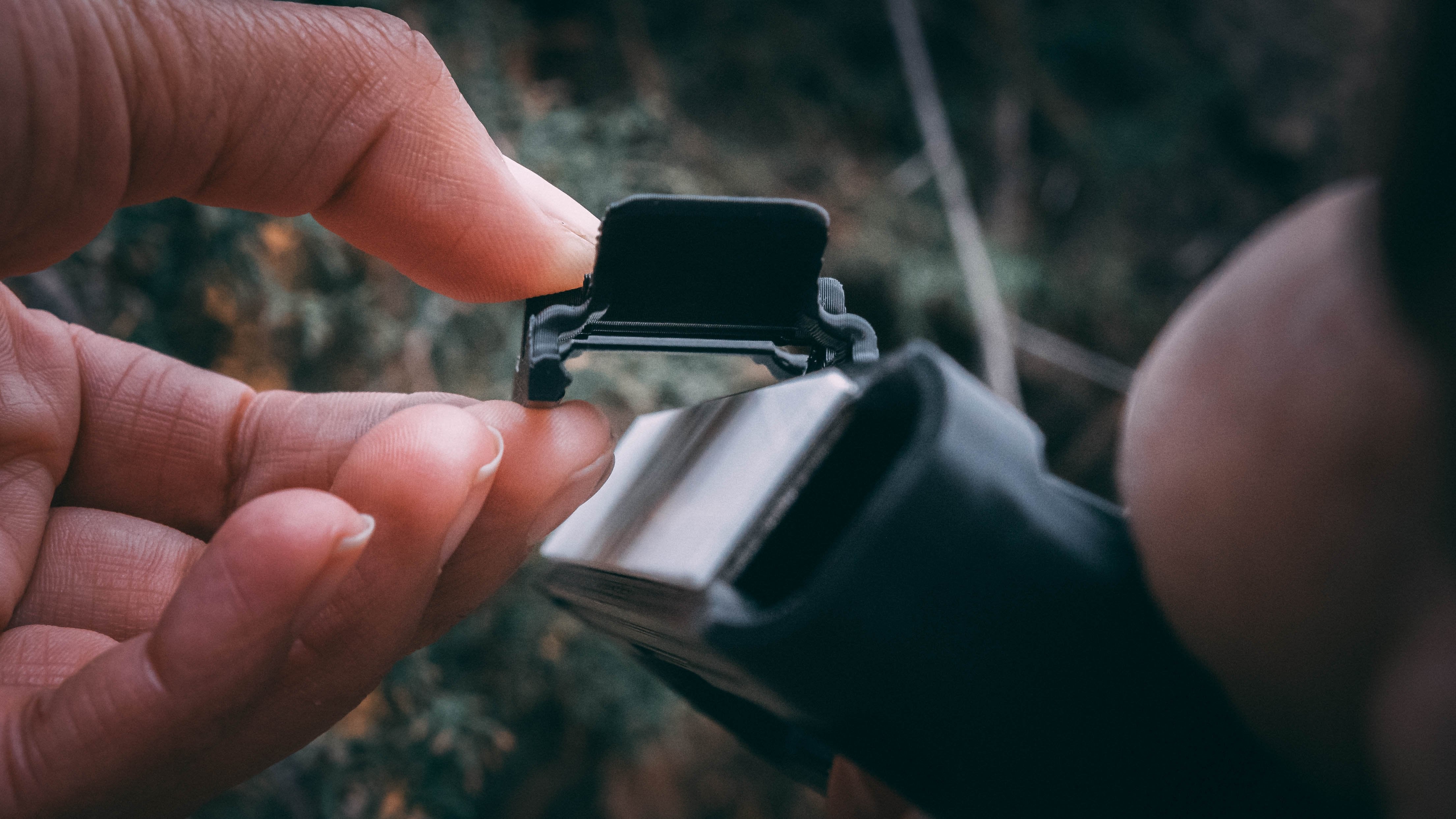 EdgeMaster™ Pro — Unlock Laser-Sharp Blades Fast, Anywhere Life Takes You