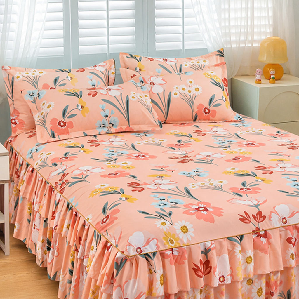 Three-Piece Ruffled Bedding Set™ — Wrap Your Bedroom in Cozy Elegance and Effortless Charm
