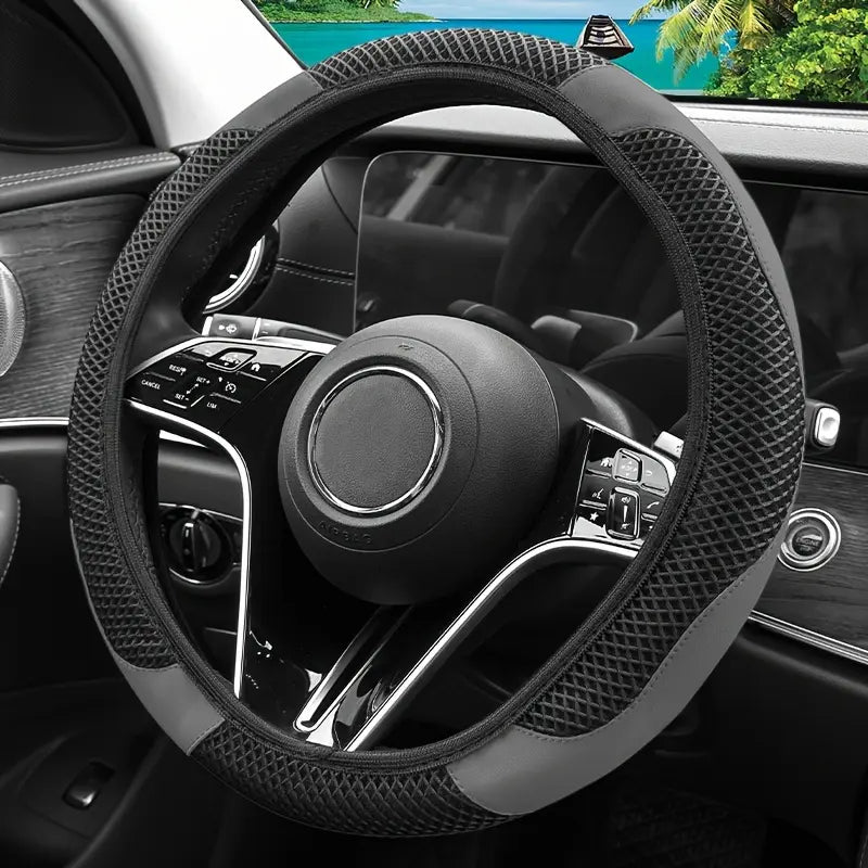 Steering Wheel Cover in Carbon Fiber with Non-Slip Grip for A-Class W177 (2019-2022)