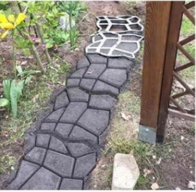 DIY Stepping Stone Mold for Creating Custom Concrete Paths