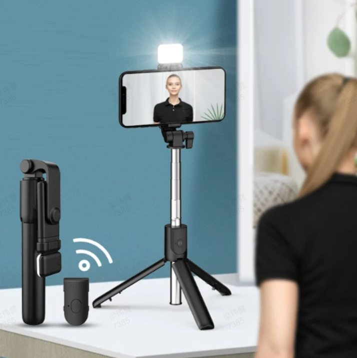 Capture Stunning Photos Anywhere with SnapAura