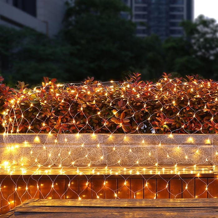 LED Solar Lattice Light with Net Design for Outdoor Garden and Patio