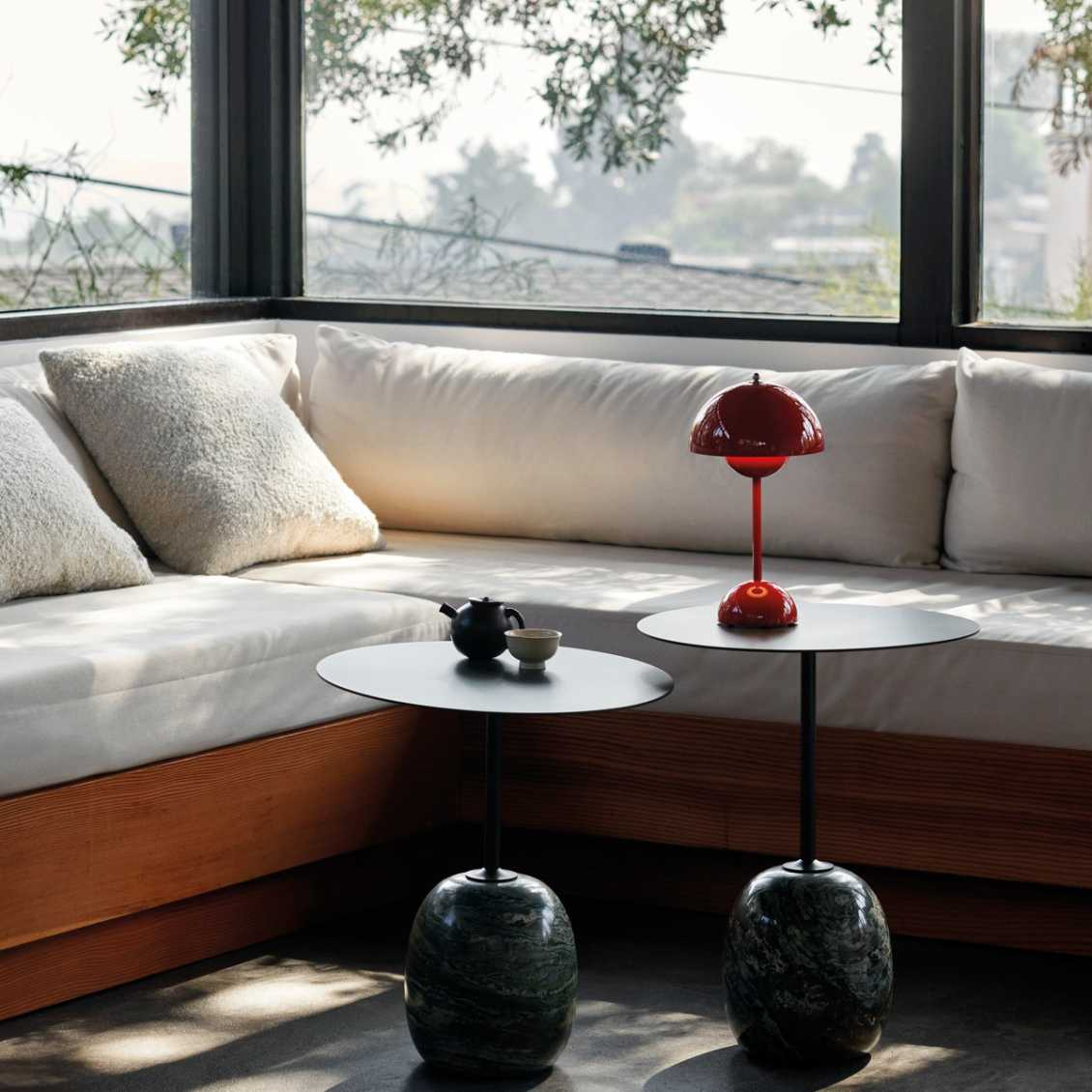 Retro Style Table Lamp – Wireless with 3 Adjustable Brightness Levels