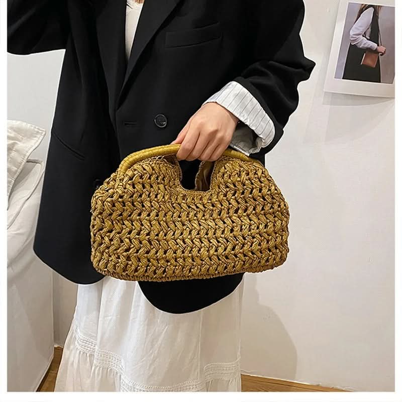 Woven Raffia Shoulder Bag in Elegant Design