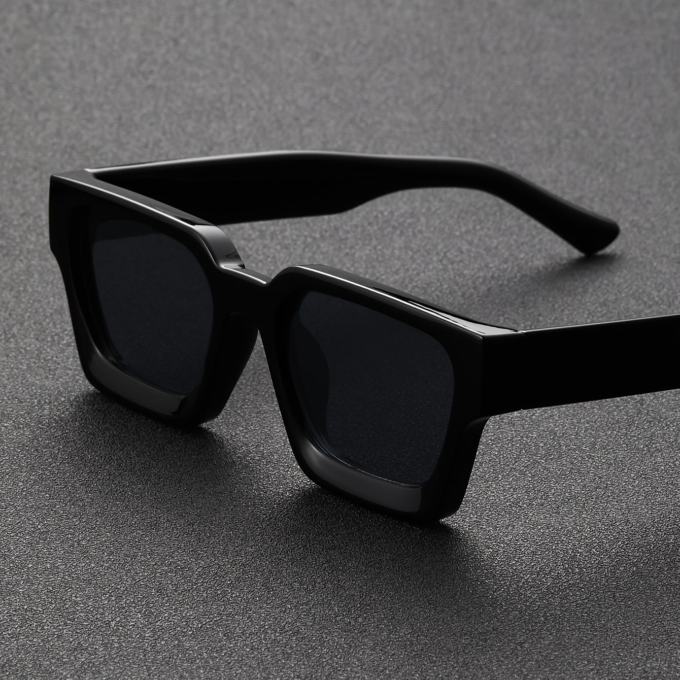 Angular Retro Sunglasses for Men and Women – Y2K Style