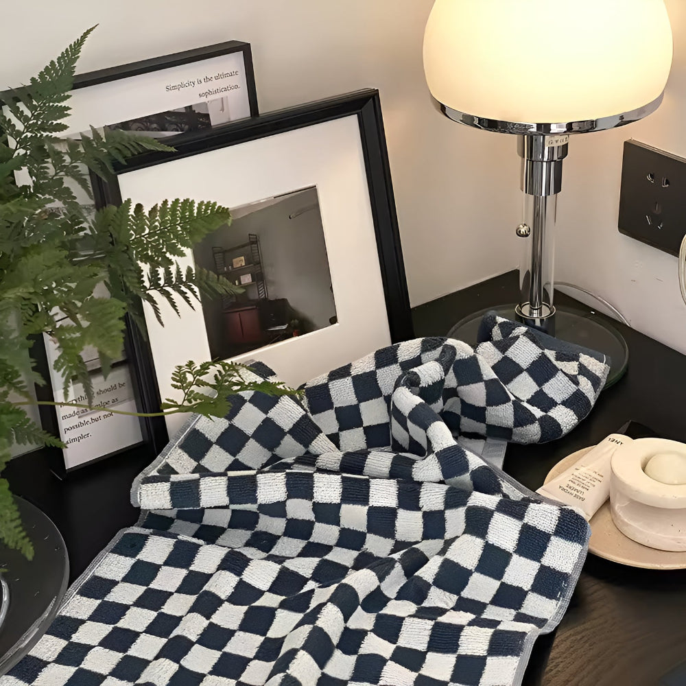 Retro Checkerboard Pattern Cotton Towel