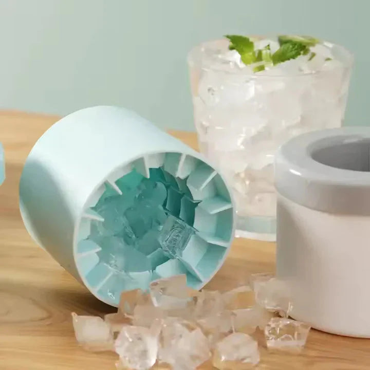 Ice Cube Tray in Silicone with Cover – Makes One Full Cup at a Time