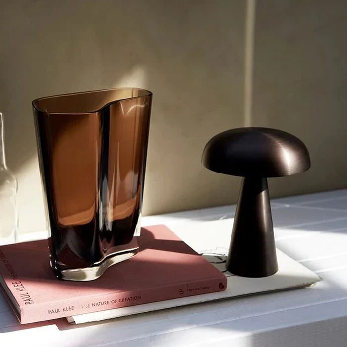 Shroom-Style Table Lamp – Cordless and Rechargeable