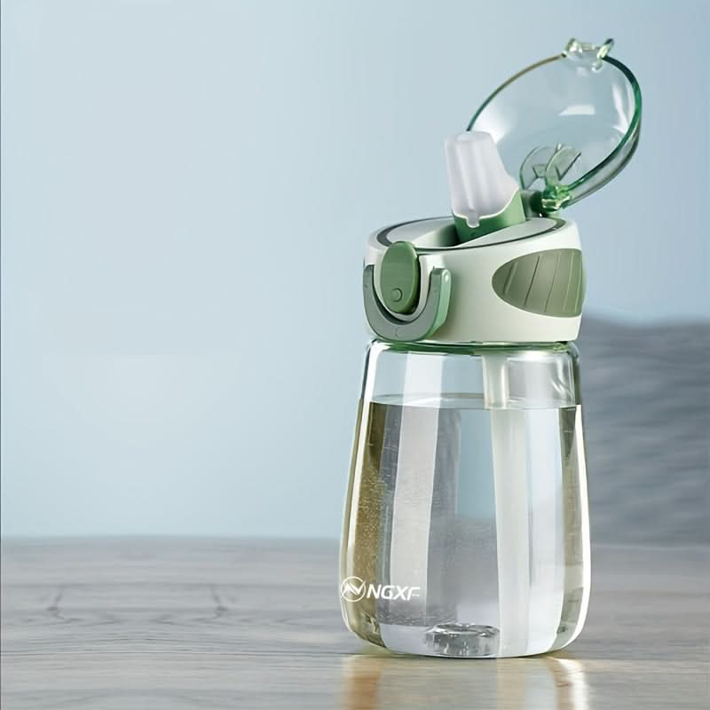 Compact Leakproof Water Cup with Straw – Mini Size