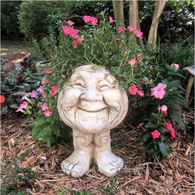 Drainage Face Planter Crafted from Synthetic Resin