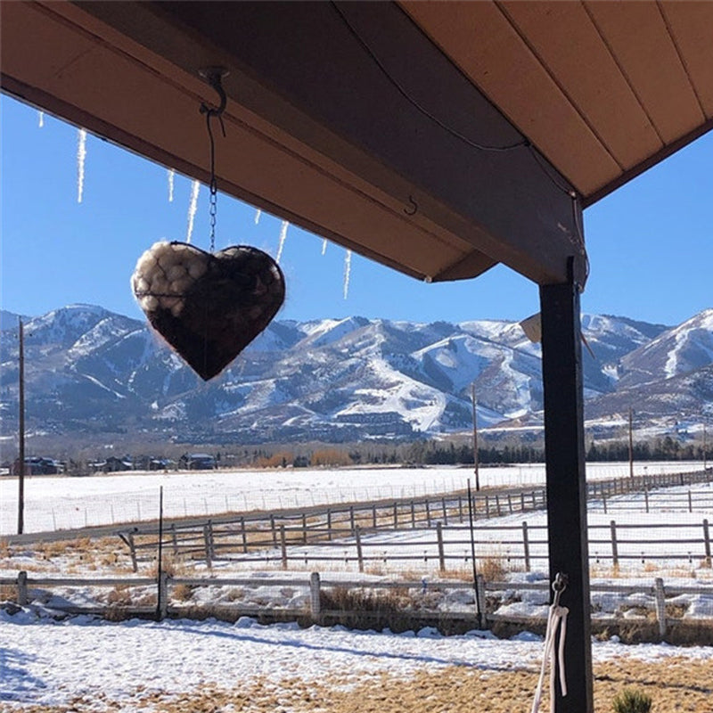 Heart-Shaped Iron Bird Nesting Material Holder with Hanging Chain