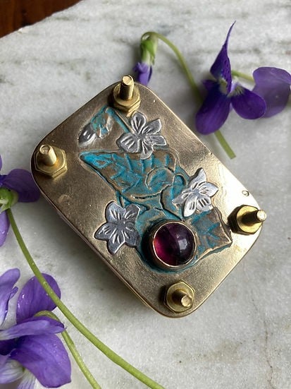 Compact Floral Press and Plant Preservation Tool for Crafts