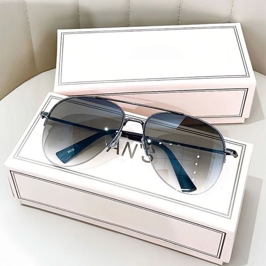 Gradient Tint Sunglasses with UV400 Protection