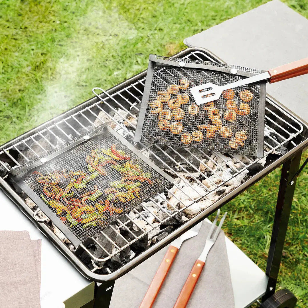 Set of 2 Non-Stick Grilling Bags – Perfect for Seafood and Vegetables