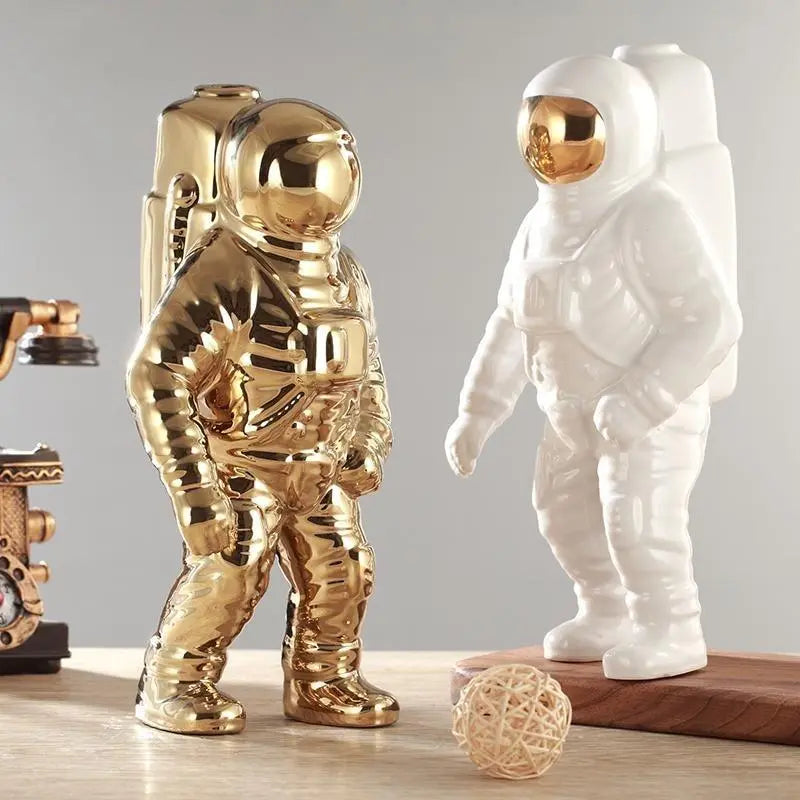 Decorative Astronaut Figurine with Floral Storage – Unique Home Accent