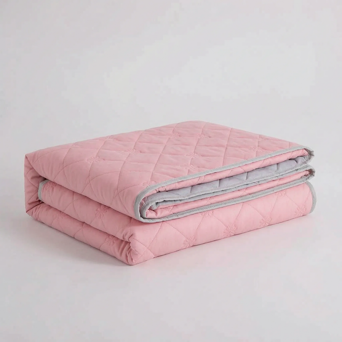 Lightweight Summer Throw Blanket – Quilted Cooling Design for Hot Sleepers