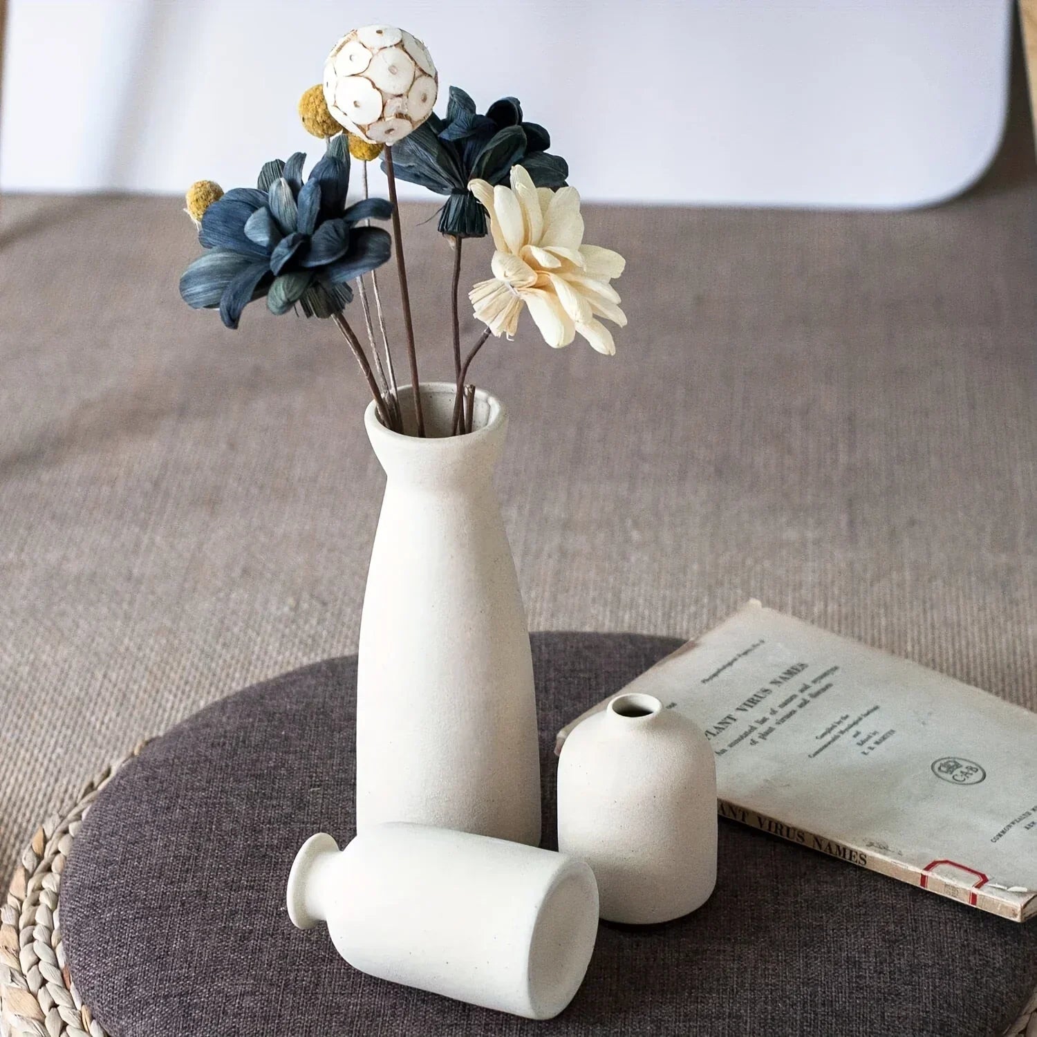 Stylish Ceramic Vase Trio - Perfect for Floral Displays