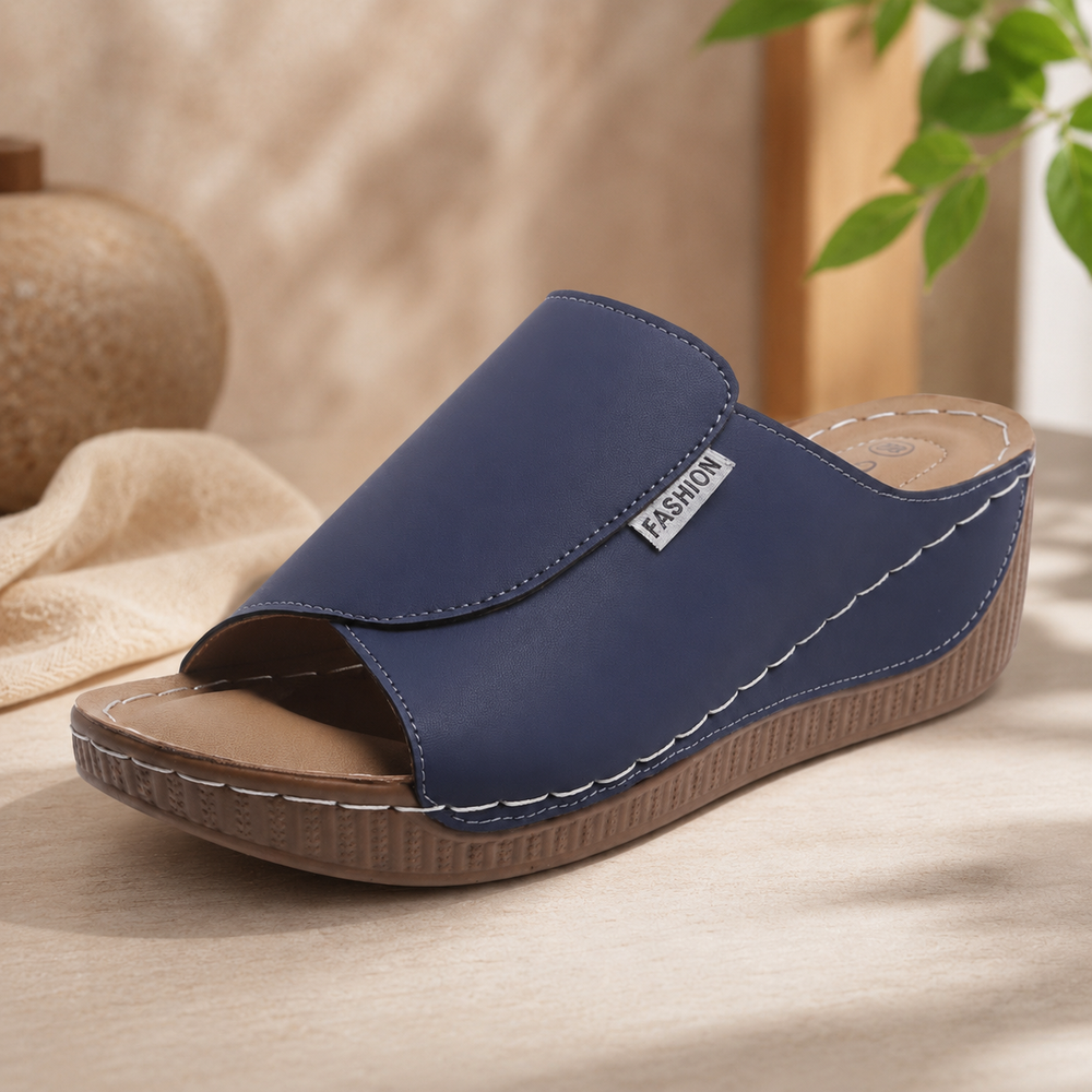 Lightweight Slip-On Sandals for Women – Cushioned Comfort for Daily and Vacation Use