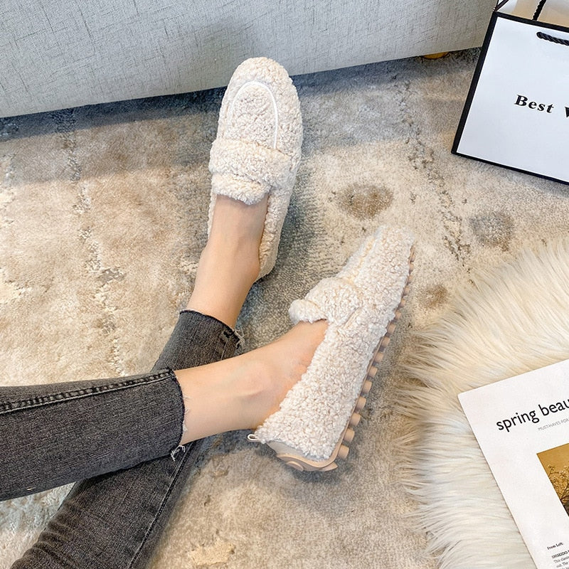 Plush Slippers - Cozy Footwear for Comfort