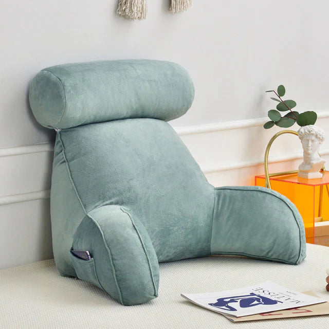 SnugglePillow – Ultimate Comfort for Reading and TV Time