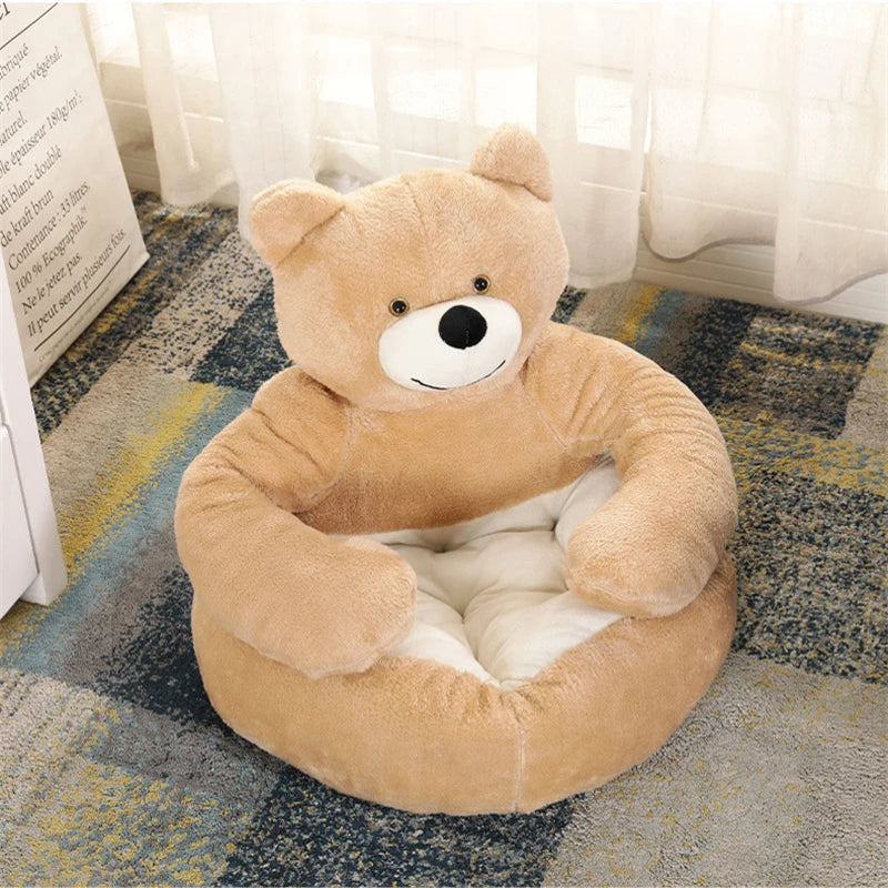 CuddleNest - Cozy Bear Shaped Plush Bed for Pets