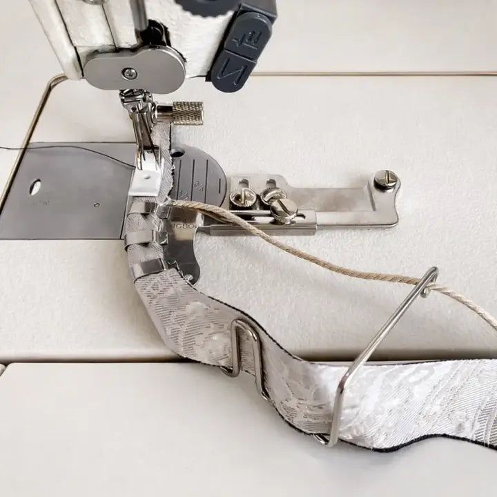 Edging Tape Attachment for Double-Fold – Ensures Aligned Stitches