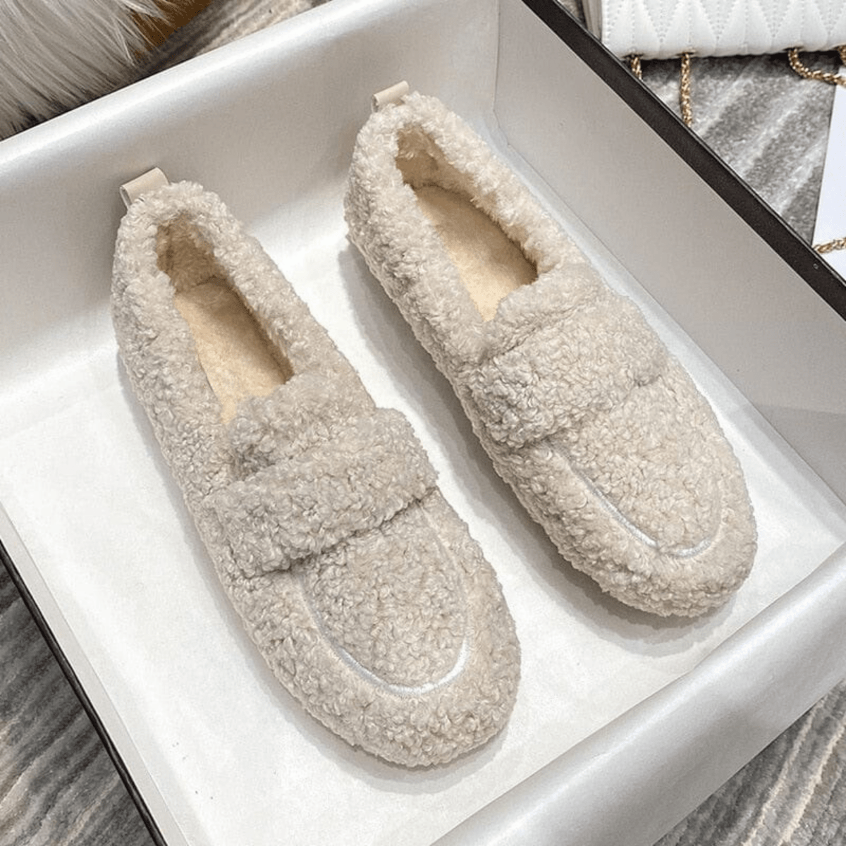 Cozy Winter Slippers for Comfortable Home Use