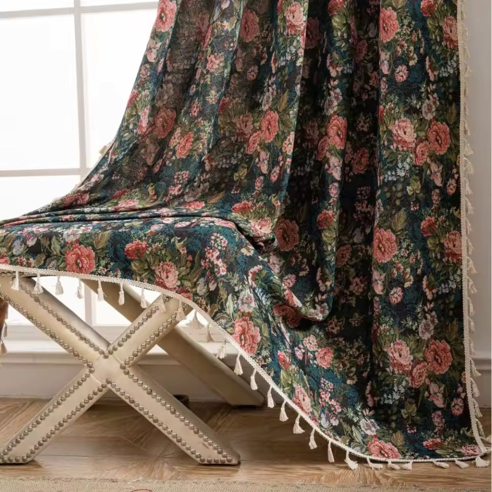 Charming Floral Tapestry Curtain for Elegant Interiors