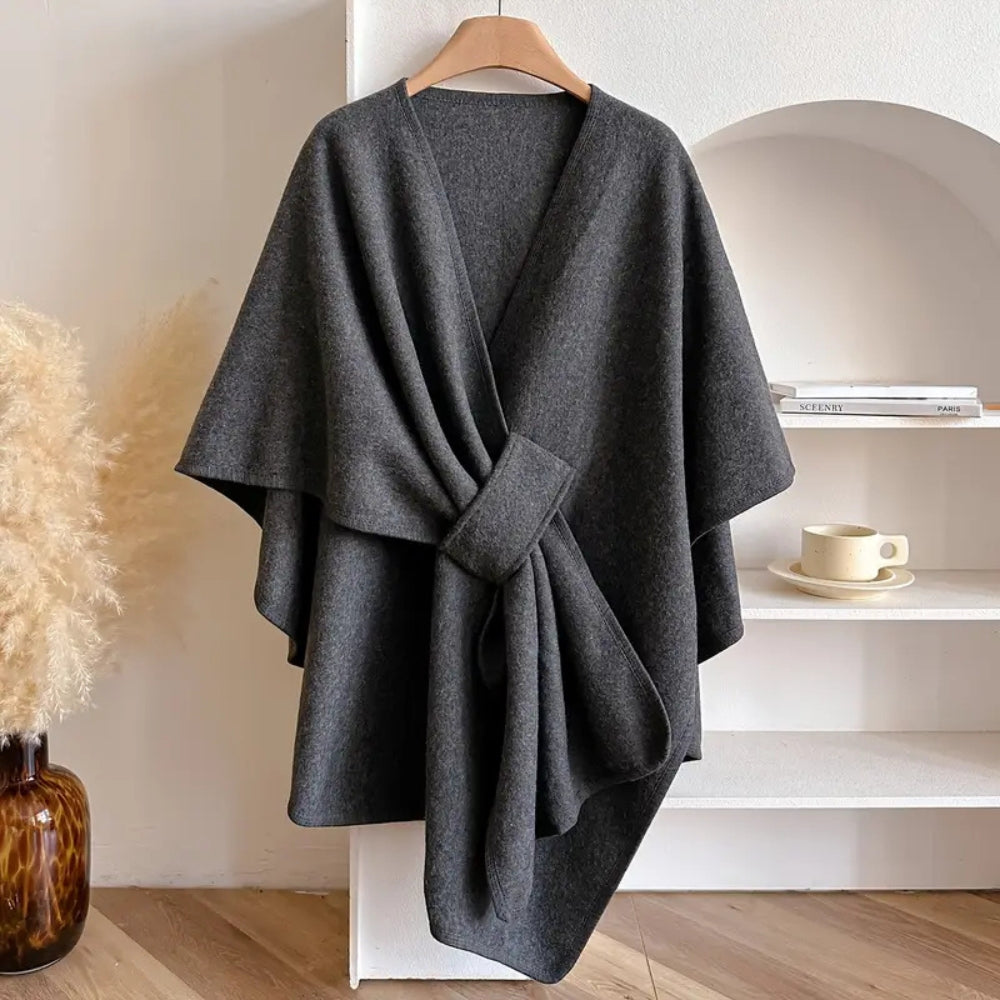 GaleGuard – Stylish Wind-Resistant Wrap Coat for Winter Elegance