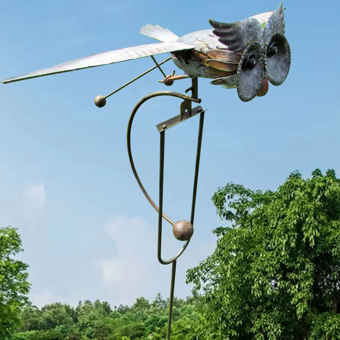 Decorative Garden Wind Spinner in Metal for Bird Lovers