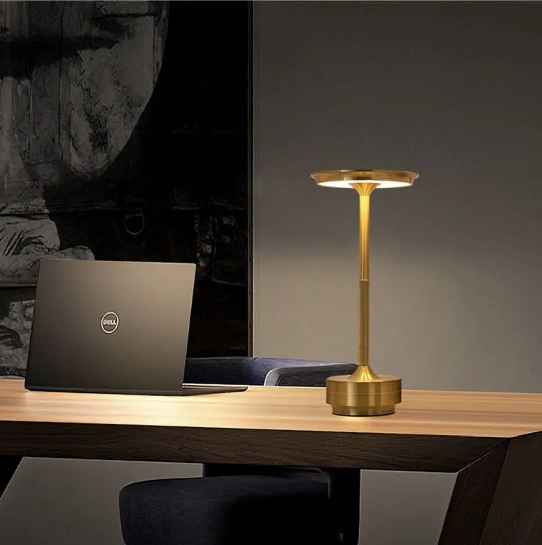 Wireless Dimmable LED Desk Lamp – Aluminum Build, USB-C, IP44 Rated