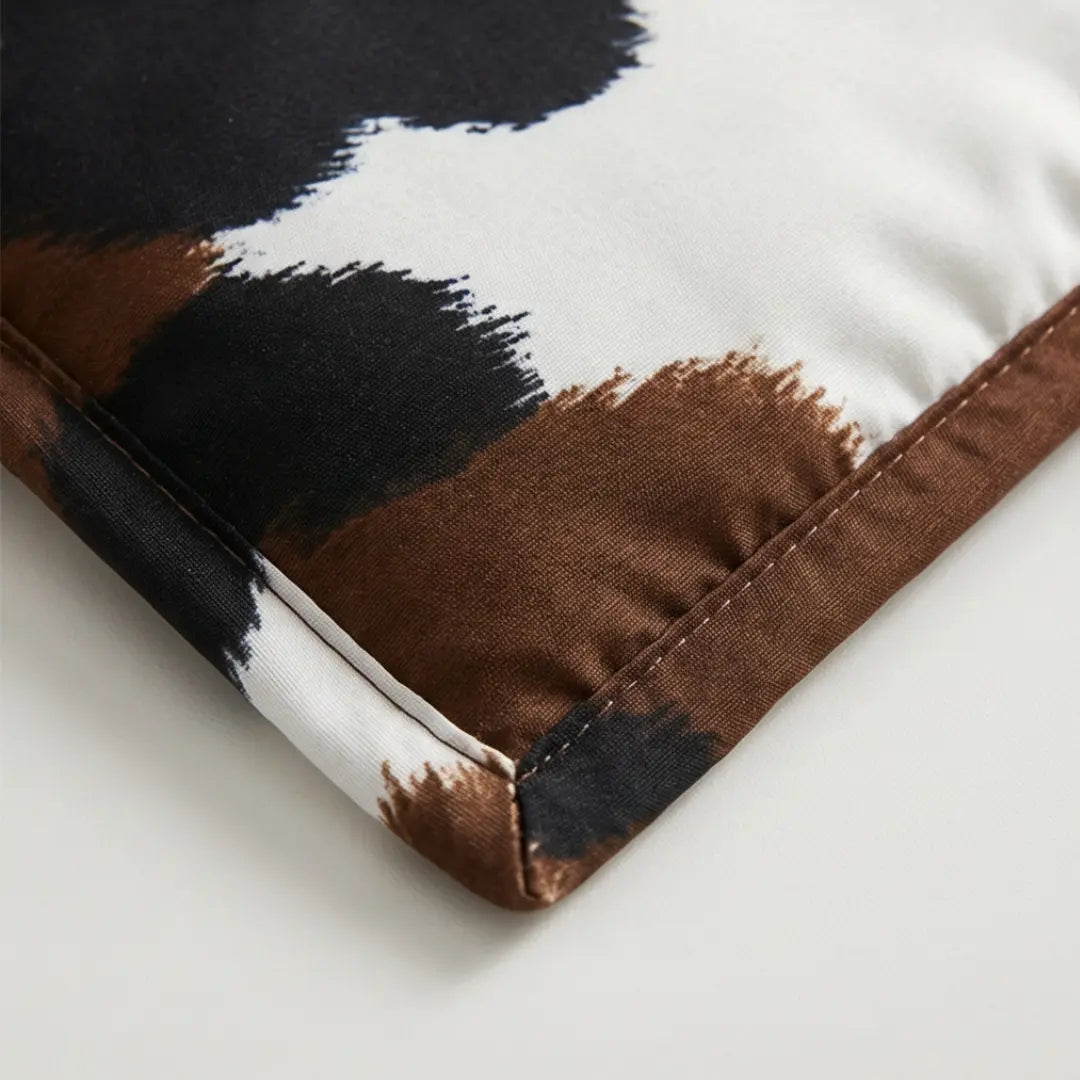 Western Style Bedspread Set with Cowhide Design