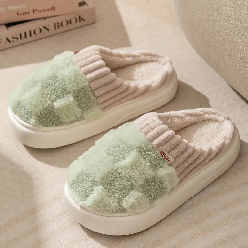 Cozy Checkered Slippers with Warm Lining and Non-Slip Sole