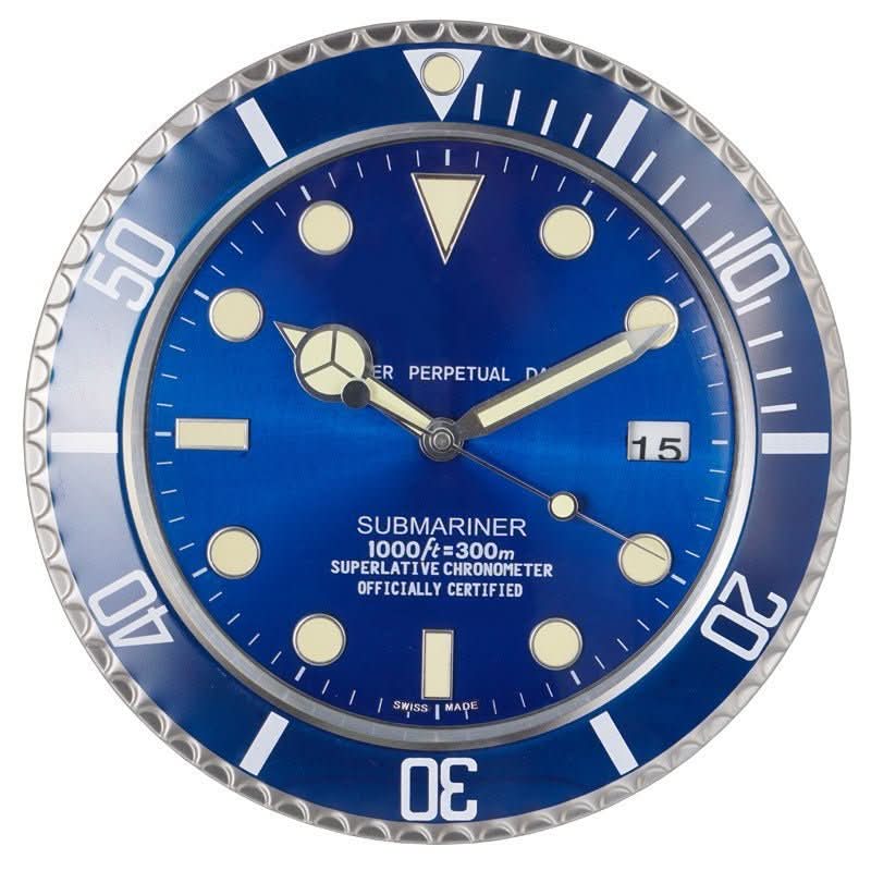 Modern Wall Clock in Stainless Steel with Luminous Hands – Silent Quartz for Home & Office