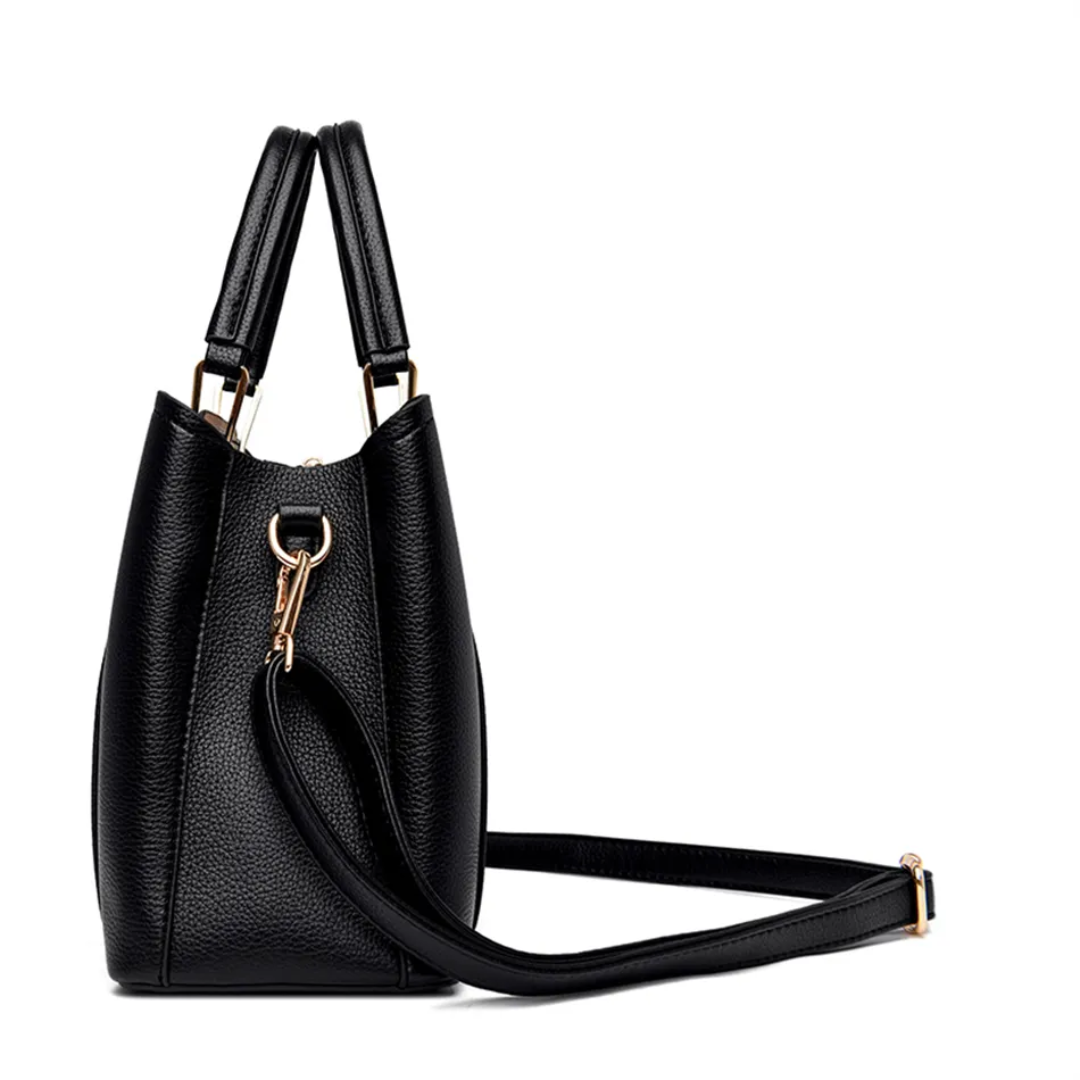 Chic Everyday Tote with Versatile Crossbody Strap