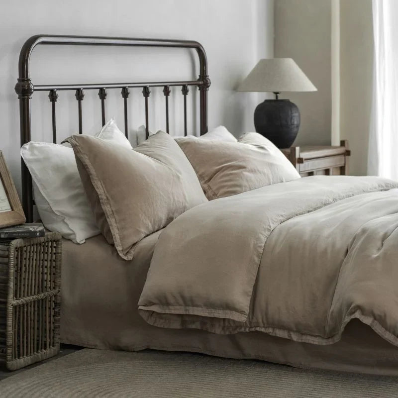 Bed Linen Set Lyocell Satin-Soft & Moisture-Regulating
