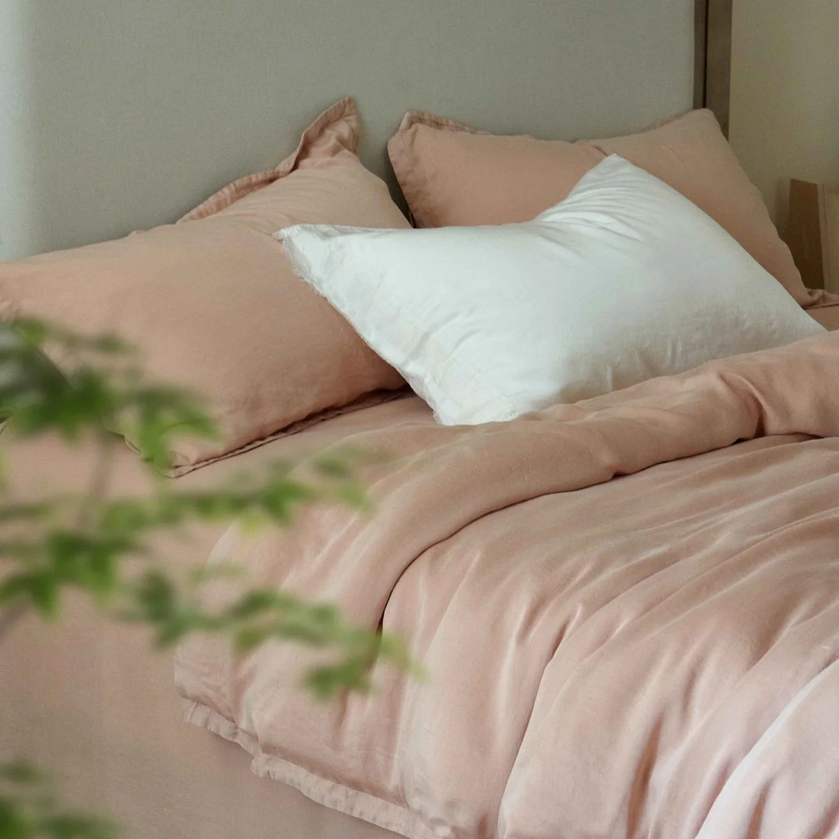 Bed Linen Set Lyocell Satin-Soft & Moisture-Regulating
