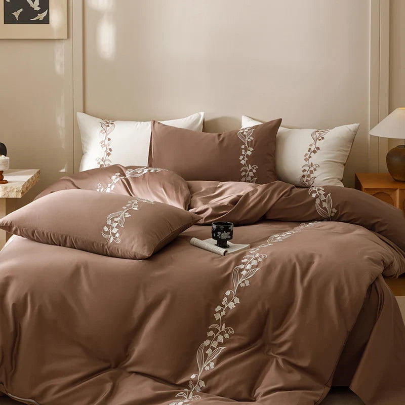 Bedding Set 4-Piece Cotton Satin Floral Embroidery