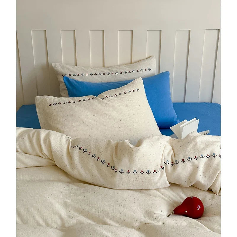 Bedding Set Breathable Cotton Gauze Embroidered Border 4-Piece