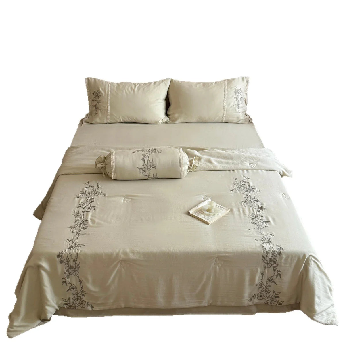 Bedding Set Breathable Cotton Satin Floral Embroidery 4-Piece
