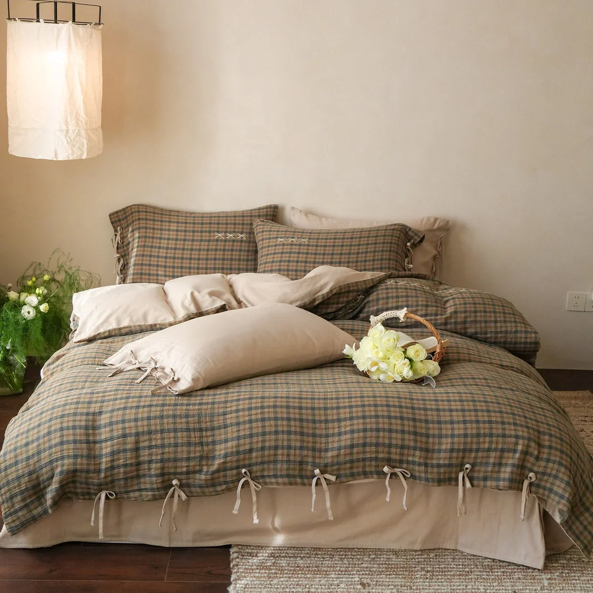 Bedding Set Checked Cotton Blend Ruffles & Embroidery 4-Piece