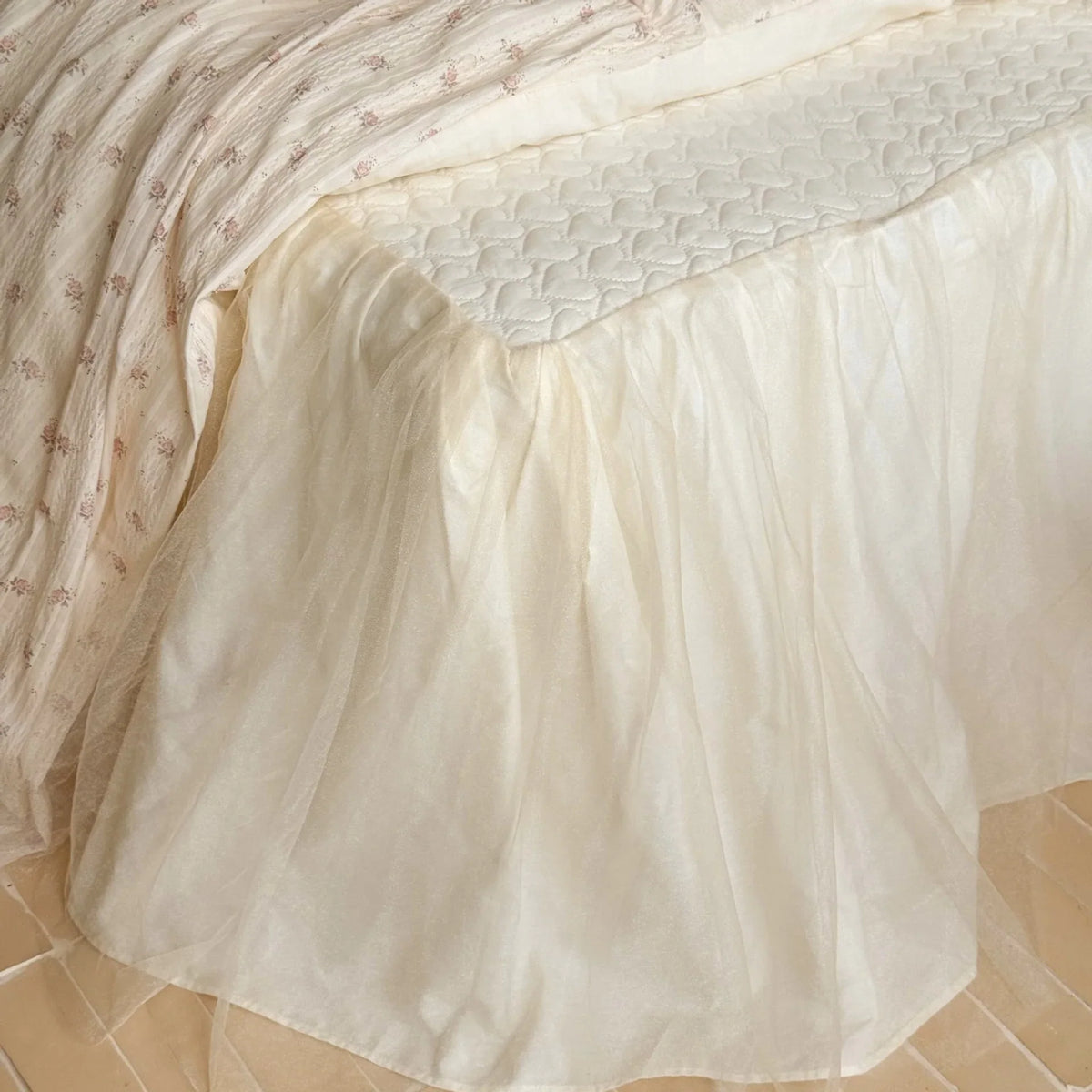 Bedding Set Cotton Blend Lace Ruffle Set of 4